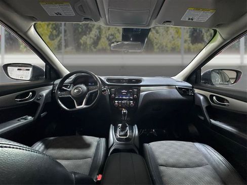Used 2020 Nissan Rogue Sport SV w/ Technology Package AWD/4WD image 25