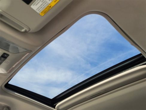 Used 2019 Toyota RAV4 XLE image 19