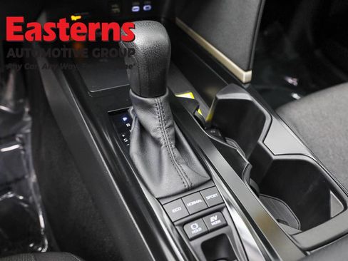 Used 2025 Toyota Camry LE image 13