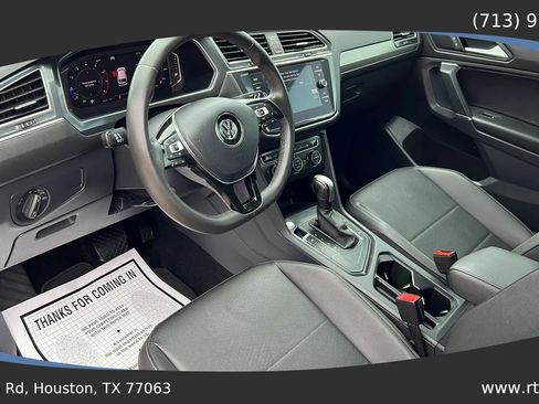 Used 2020 Volkswagen Tiguan SEL image 19