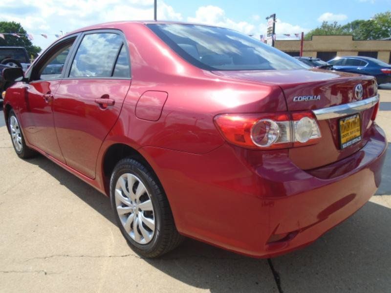 Used 2012 Toyota Corolla LE FWD image 6