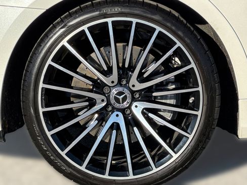 Used 2023 Mercedes-Benz S 580 4MATIC Sedan image 11