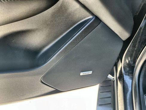 Used 2019 Cadillac XT5 Luxury w/ LPO, Black Ice Package image 23