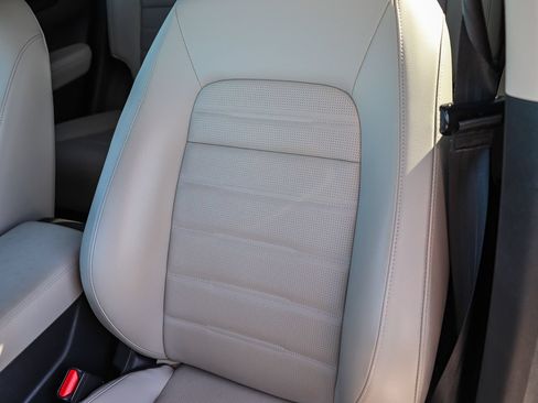 Used 2025 Honda CR-V EX-L image 24