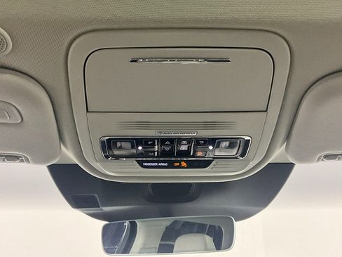 Used 2025 Lincoln Aviator Reserve image 13