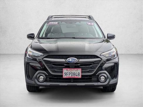 Used 2023 Subaru Outback Premium AWD/4WD image 2