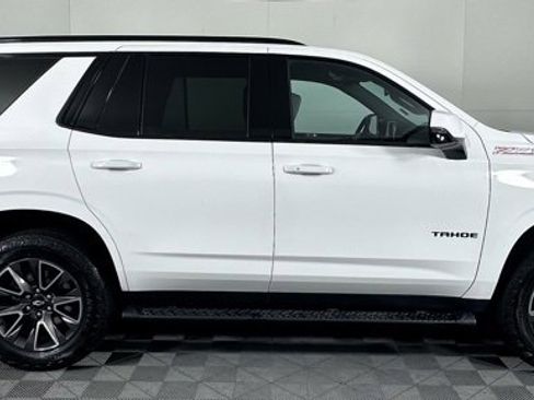 Used 2023 Chevrolet Tahoe Z71 w/ Luxury Package image 9