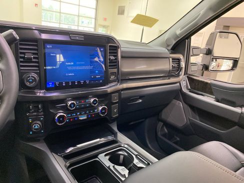 New 2026 Ford F350 Lariat w/ Tremor Off-Road Package AWD/4WD image 12