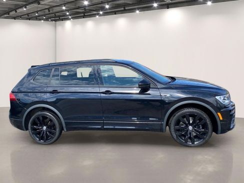 Used 2021 Volkswagen Tiguan SE R-Line image 8