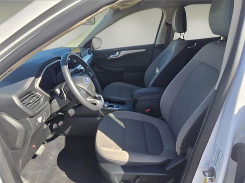 Used 2020 Ford Escape SE Sport image 12