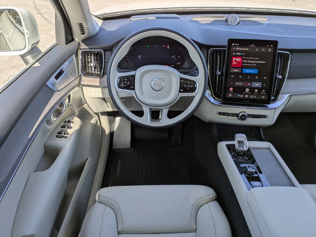New 2026 Volvo XC90 B5 Ultra w/ Protection Package Premier AWD/4WD image 22