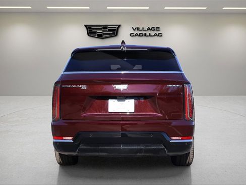 New 2025 Cadillac Escalade IQ Luxury 2 image 4