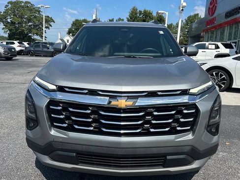 Used 2025 Chevrolet Equinox LT w/ Convenience Package II AWD/4WD image 9