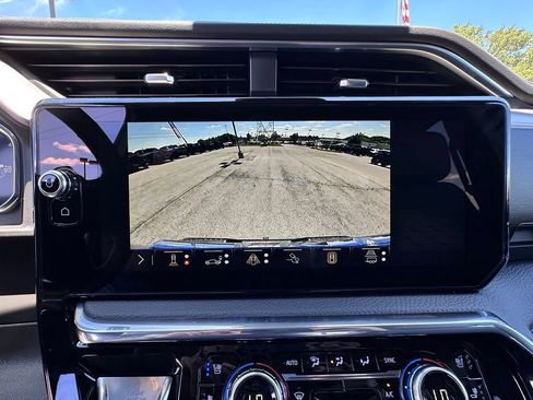 New 2026 GMC Sierra 1500 Denali w/ Denali Reserve Package AWD/4WD image 28
