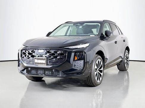 New 2026 Audi Q3 quattro 2.0T AWD/4WD image 3
