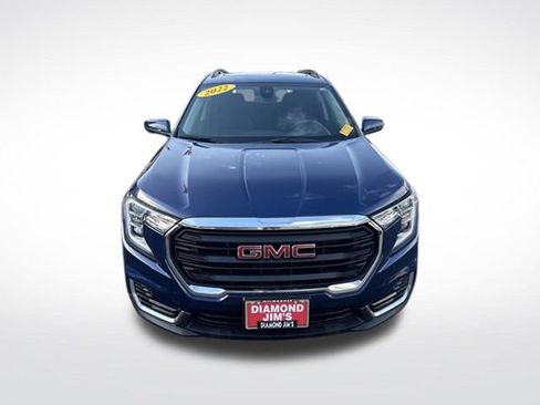 Used 2022 GMC Terrain SLE w/ Driver Convenience Package AWD/4WD image 8