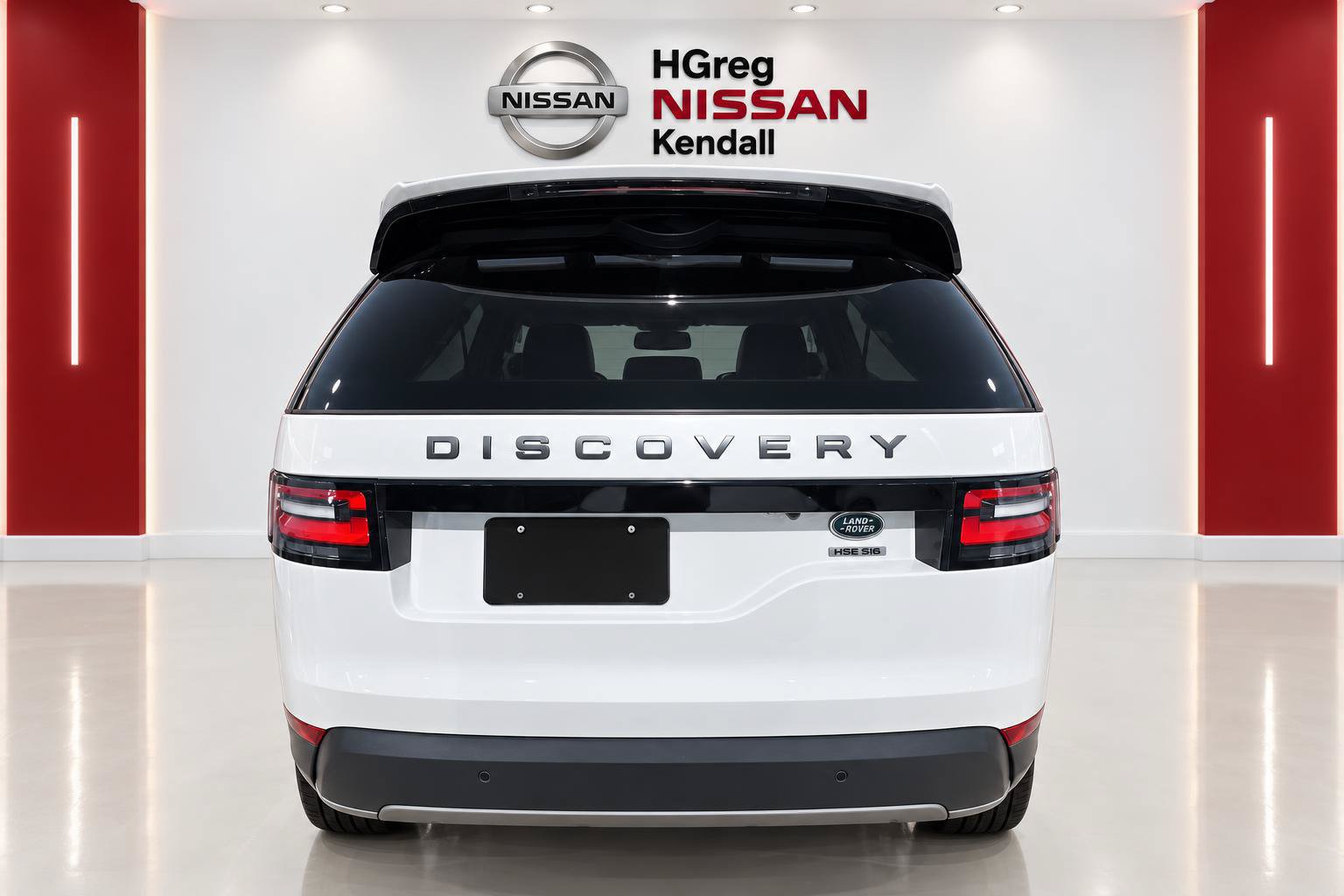 Used 2020 Land Rover Discovery HSE AWD/4WD image 6
