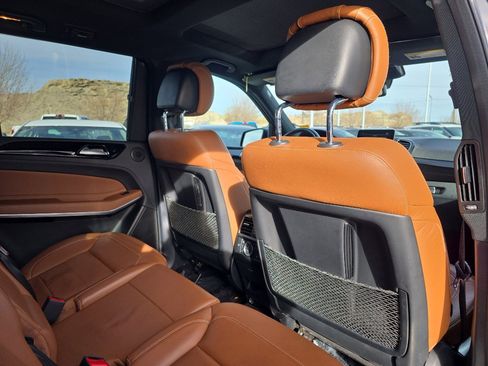 Used 2017 Mercedes-Benz GLS 550 4MATIC image 18