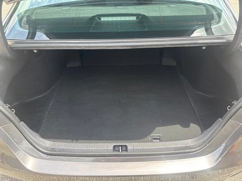 Used 2024 Toyota Camry SE FWD image 19