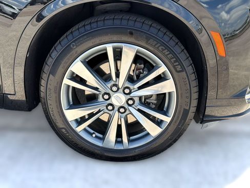 Certified 2022 Cadillac XT6 Premium Luxury w/ Technology Package FWD image 12
