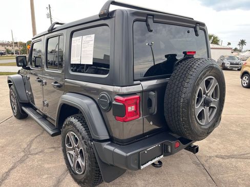 Used 2018 Jeep Wrangler Unlimited Sport S image 5