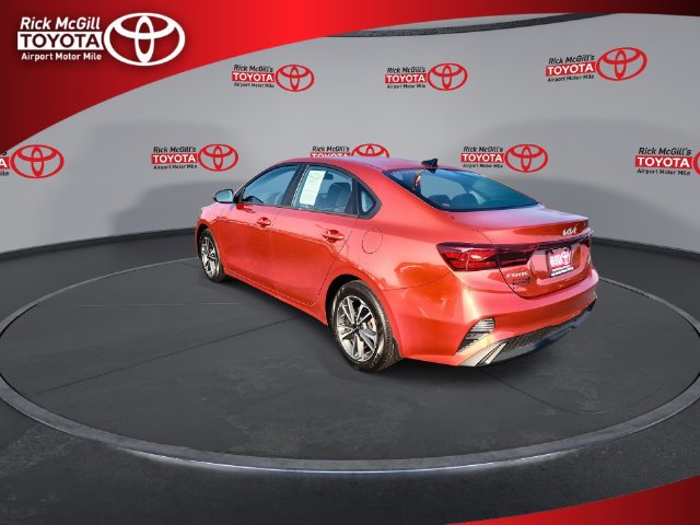 Used 2023 Kia Forte LXS w/ LXS Technology Package FWD image 6
