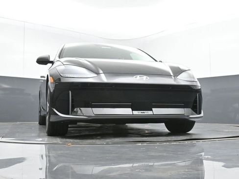 New 2025 Hyundai Ioniq 6 SE image 42