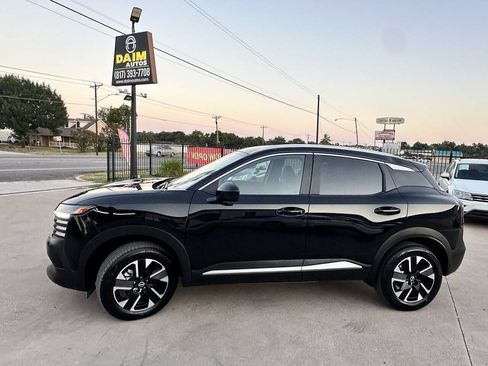 Used 2026 Nissan Kicks SV AWD/4WD image 48