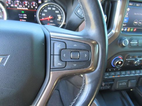 Used 2020 Chevrolet Silverado 1500 High Country image 19
