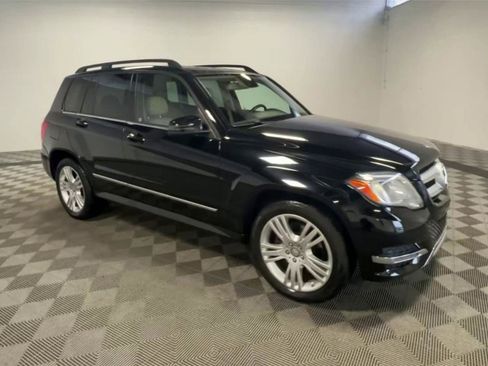 Used 2015 Mercedes-Benz GLK 350 2WD image 2
