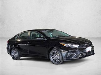 Used 2022 Kia Forte LXS video 3