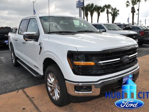 New 2025 Ford F150 XLT w/ Equipment Group 302A MID image 7