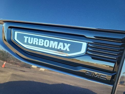 New 2026 GMC Sierra 1500 Elevation image 12