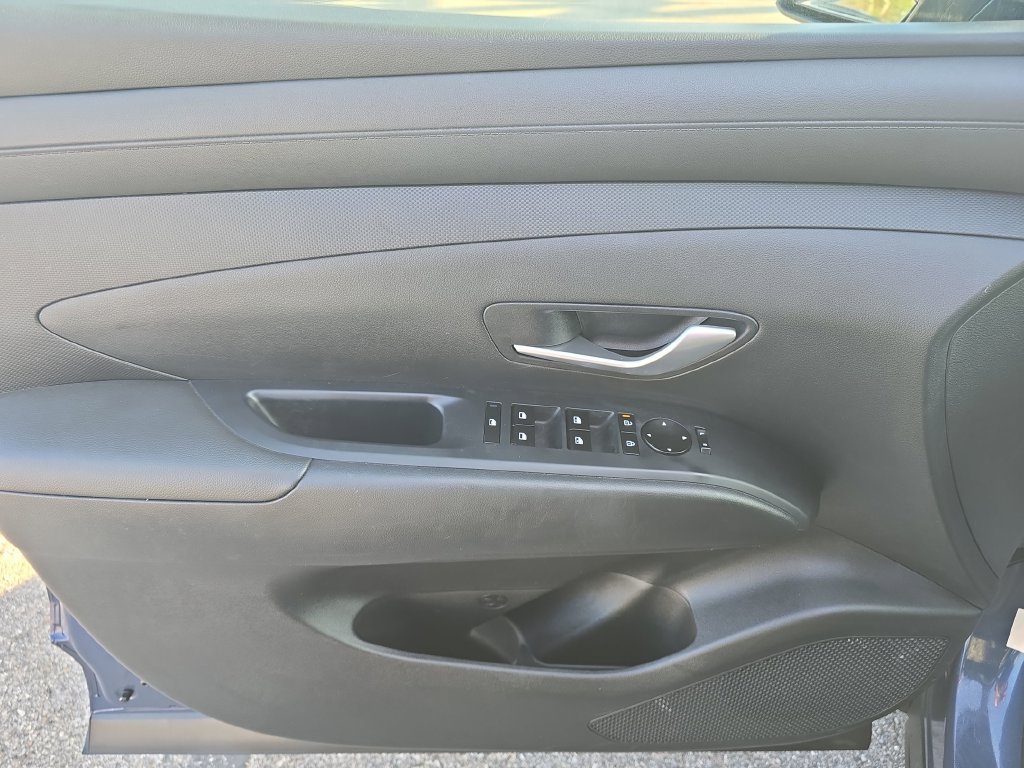 Used 2025 Hyundai Tucson SEL FWD image 23
