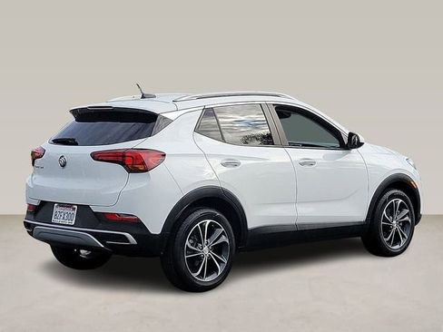 Used 2022 Buick Encore GX Select image 3