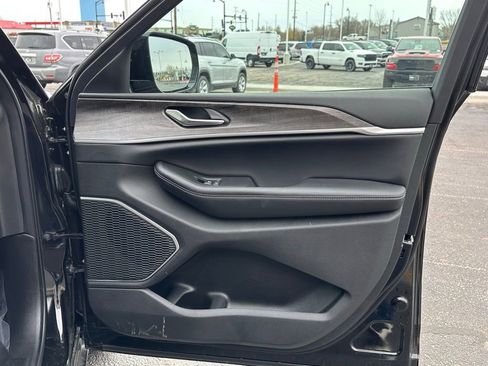 New 2026 Jeep Grand Cherokee L Limited w/ Limited Altitude Package image 23