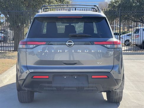 Certified 2024 Nissan Pathfinder SV image 5
