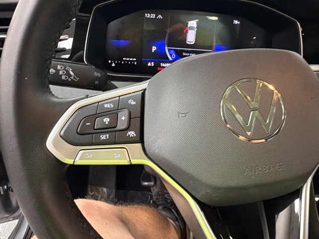Used 2025 Volkswagen Jetta SE FWD image 26
