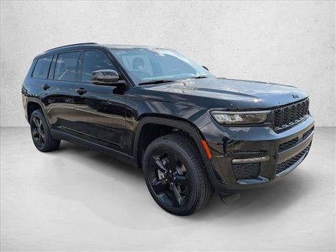 New 2025 Jeep Grand Cherokee L Limited w/ Black Appearance Package image 7