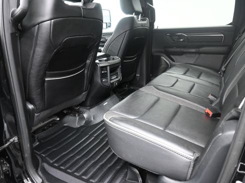 Used 2025 RAM 1500 Limited AWD/4WD image 13