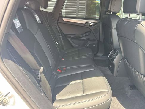 Certified 2026 Porsche Macan AWD/4WD image 14