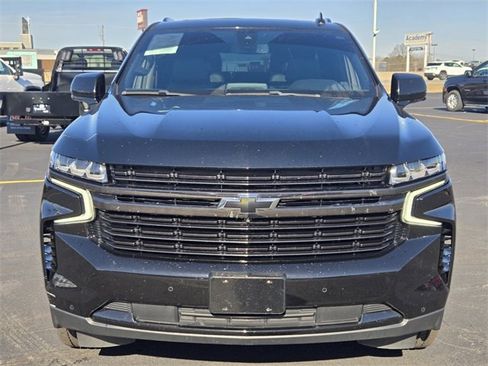 Used 2021 Chevrolet Suburban RST w/ Luxury Package image 8
