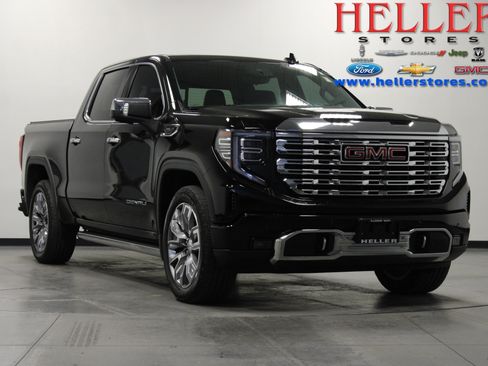 Used 2023 GMC Sierra 1500 Denali w/ Denali Reserve Package AWD/4WD image 1