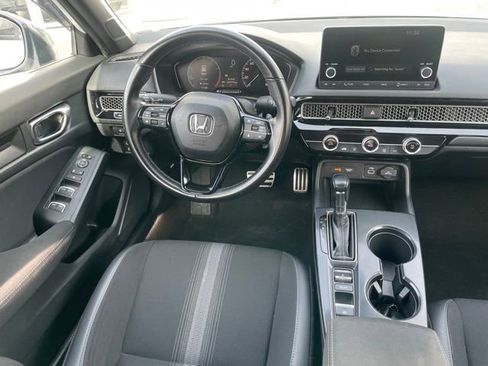 Used 2023 Honda Civic Sport image 8