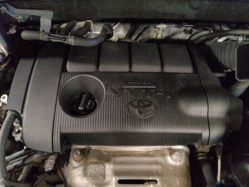 Used 2018 Toyota Highlander LE image 30