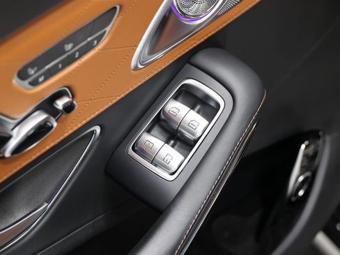 Used 2019 Mercedes-Benz Maybach S 560 4MATIC image 57
