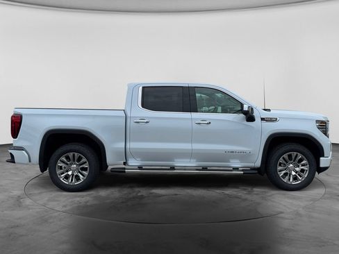 New 2026 GMC Sierra 1500 Denali w/ Technology Package AWD/4WD image 9