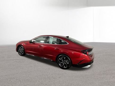 Used 2024 Hyundai Sonata SEL FWD image 6