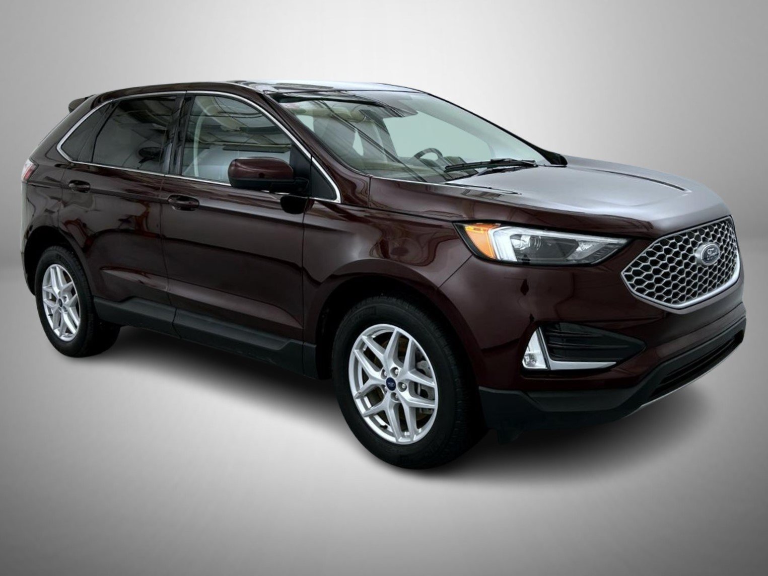 Used 2024 Ford Edge SEL w/ Convenience Package AWD/4WD image 3