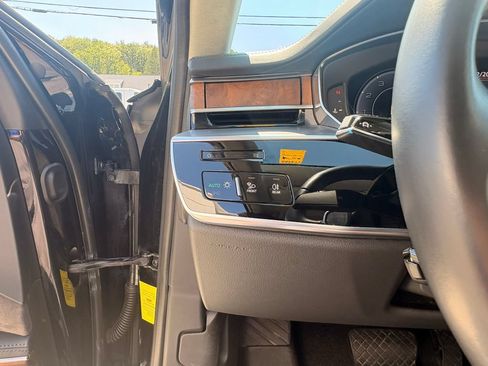 Used 2019 Audi A8 L 3.0T AWD/4WD image 18